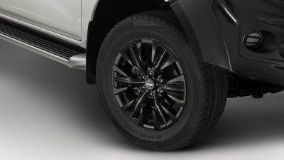 18" Solar Black Alloy Wheel