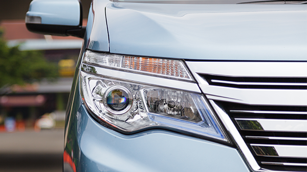 Mengenal Ragam Teknologi Headlight Mobil