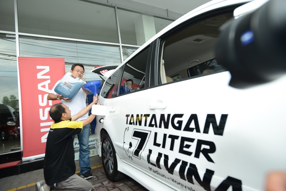 Tantangan 7 Liter Livina