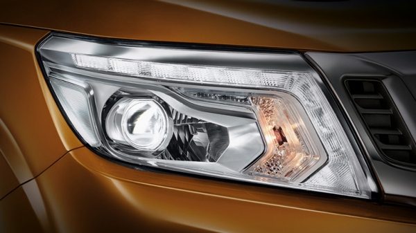AUTO ON/OFF HEADLIGHTS