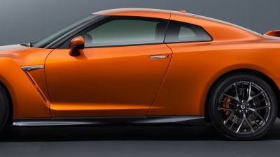 SIDE SKIRTS AND C-PILLAR