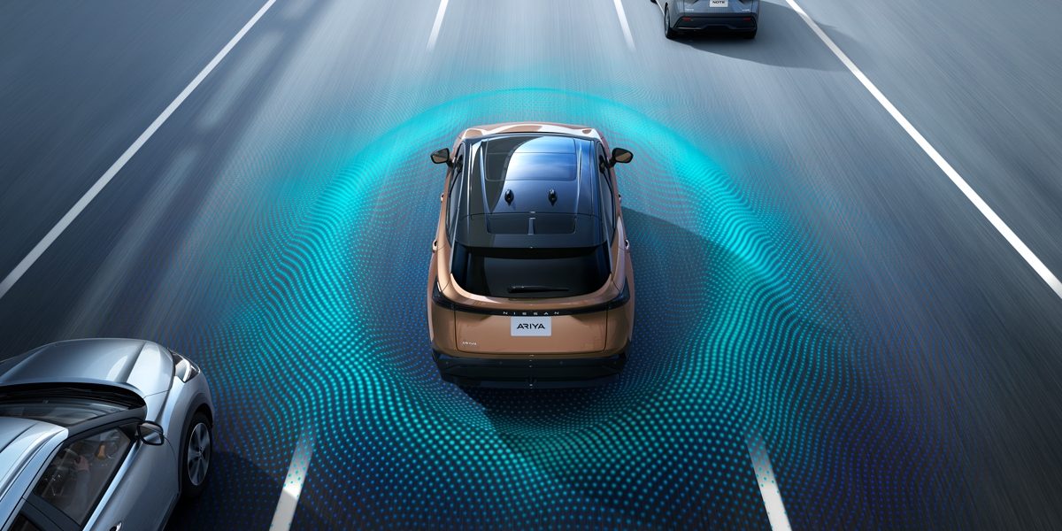 360度、全方位から安全運転をサポート。