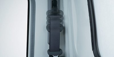 運転席ロードリミッター付プリテンショナーシートベルト