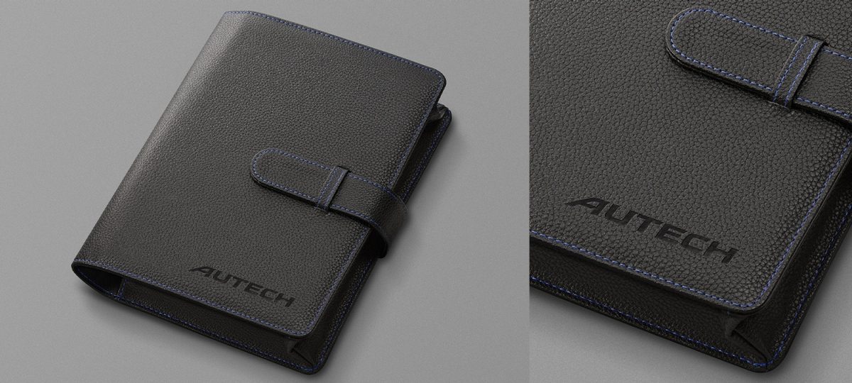 AUTECH車検証ケース(ブラック、ブルーステッチ、「AUTECH」ロゴ入り、A6サイズ車検証対応)