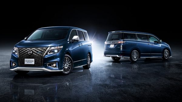 日産エルグランド AUTECH