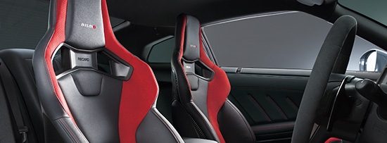 専用RECARO製カーボンバックバケットシート