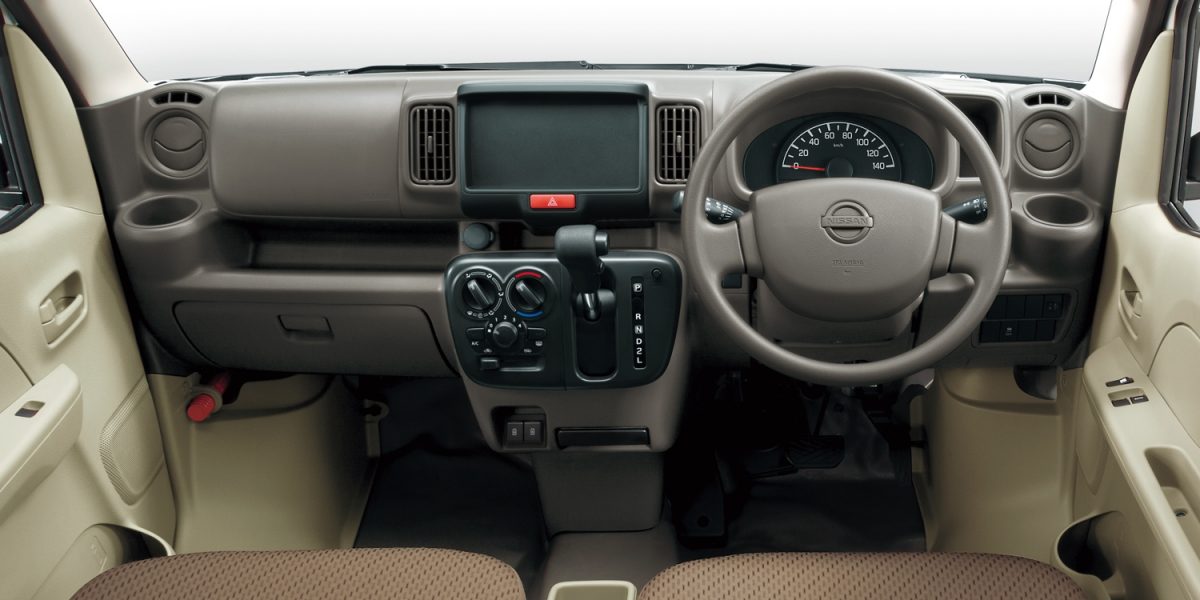 Photo:DX GLパッケージ(2WD)。内装色はブラウン〈P〉。