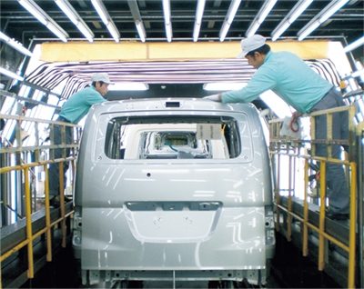 お客さま視点に立った300以上の品質評価を実施