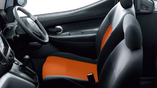 冬季の運転を快適にするクイックヒーターパック