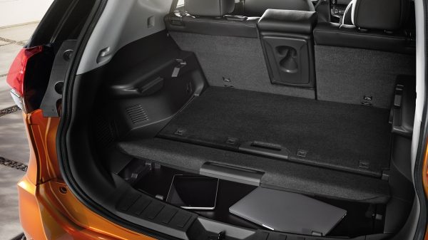 X-Trail empty cargo