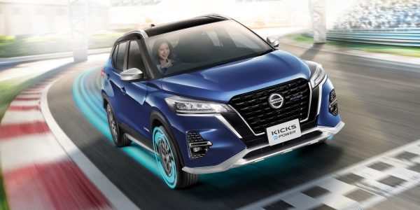 Nissan Note e-POWER All-wheel Drive in snow