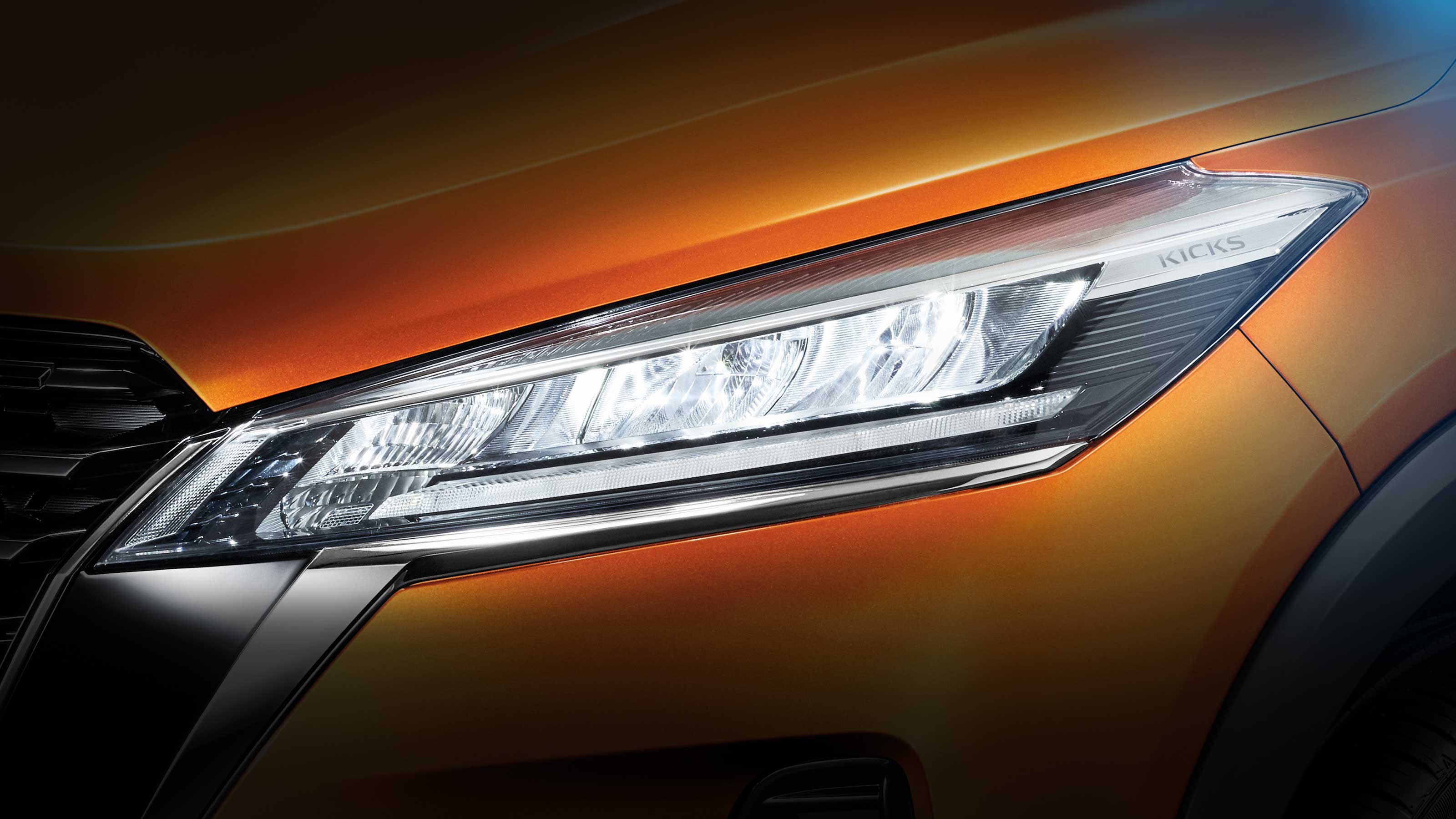 ไฟหน้าแบบ Full LED พร้อม Daytime Running Light