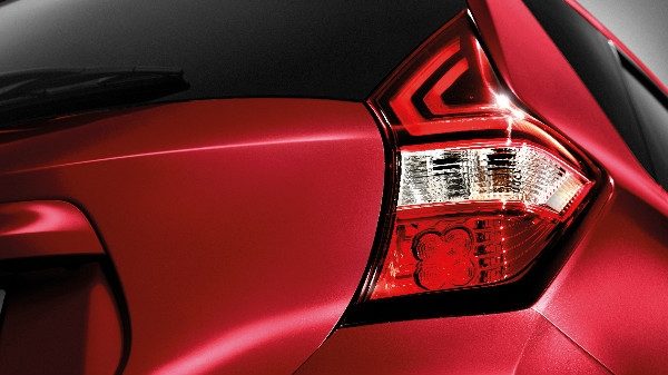 Aerodynamic Headlights