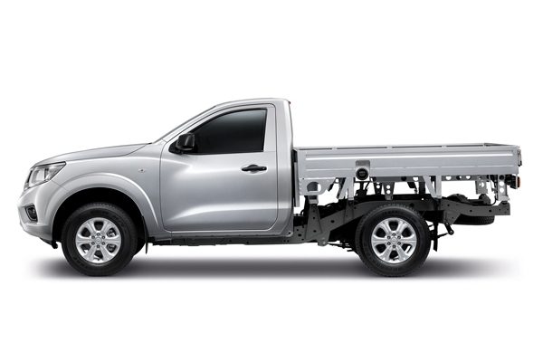 NISSAN NAVARA SWB 6MT