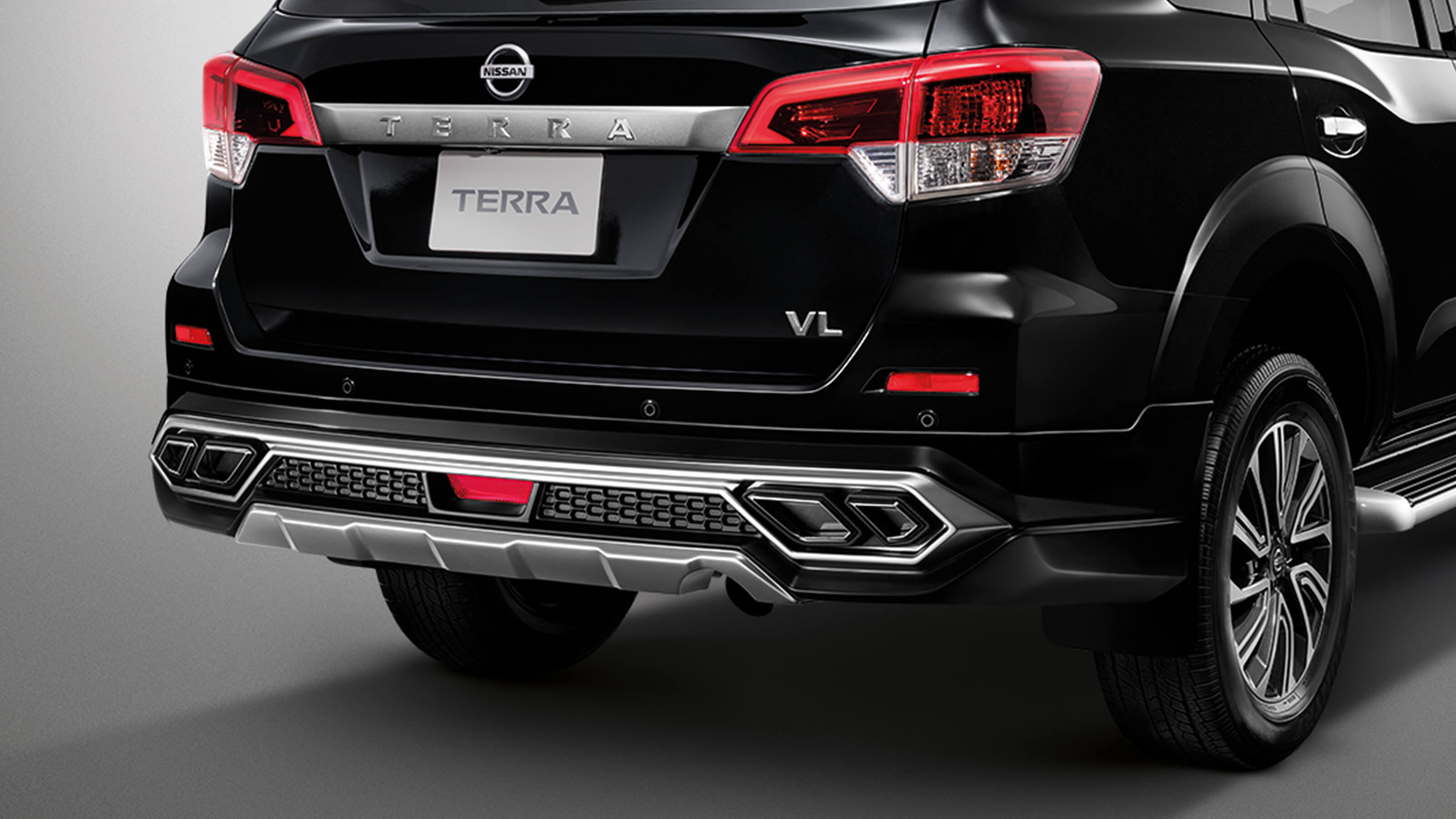 REAR SKIRT