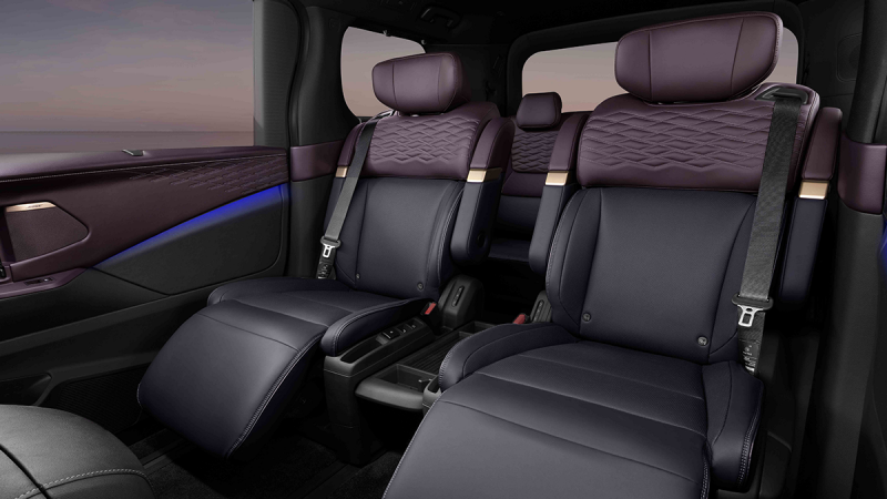 Nissan powers up Japan Mobility Show 2025 with Icons and EV Innovation