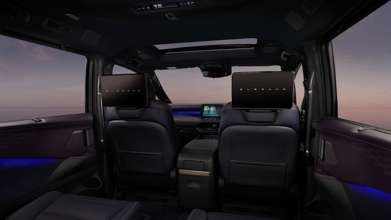 Nissan powers up Japan Mobility Show 2025 with Icons and EV Innovation