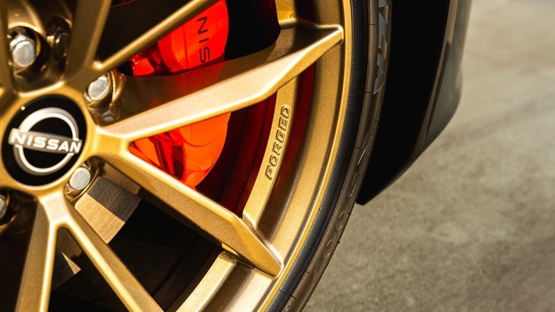 CELEBRATING SEVEN GENERATIONS OF Z WITH ONE ICONIC COLOUR