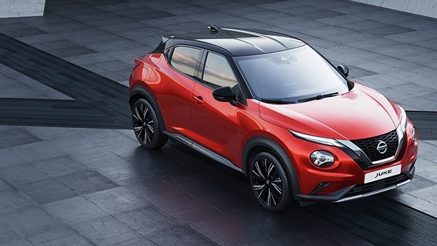 Nissan JUKE in stone courtyard