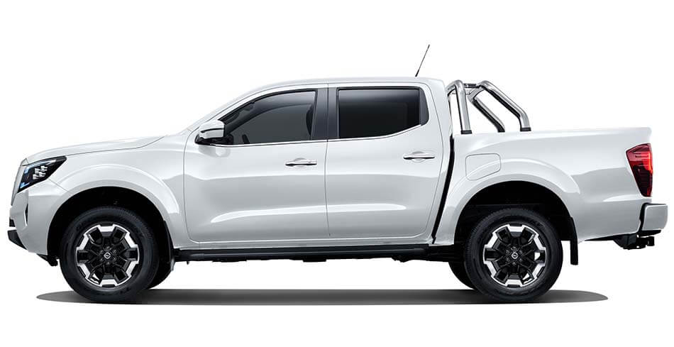 Solid White Nissan Navara