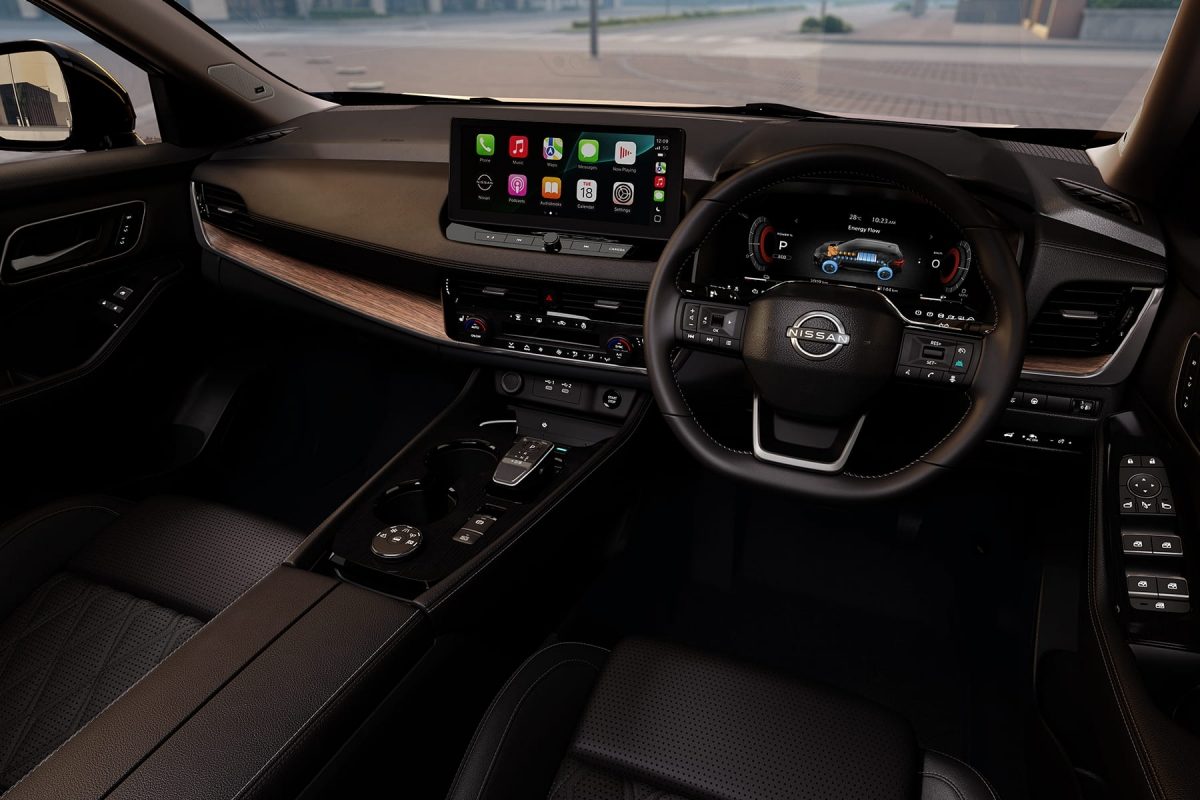 BLACK MY26 NISSAN X-TRAIL INTERIOR AT SUNSET