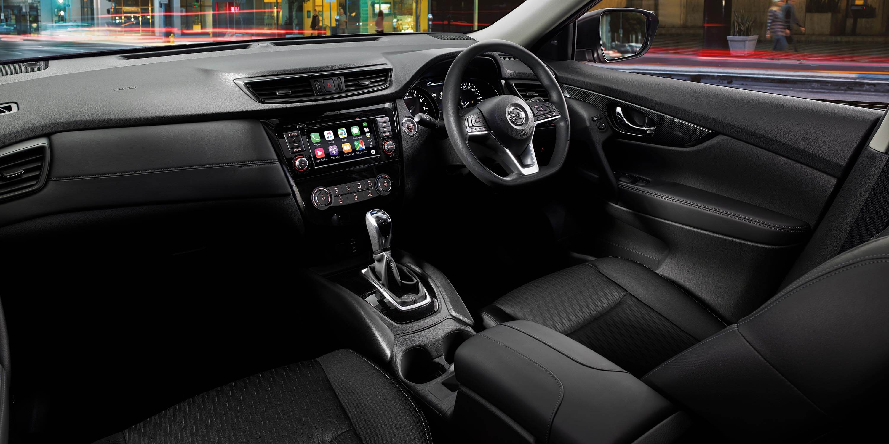 Nissan X-TRAIL interior with cloth trim