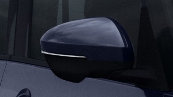 Nissan Serena Exterior 02