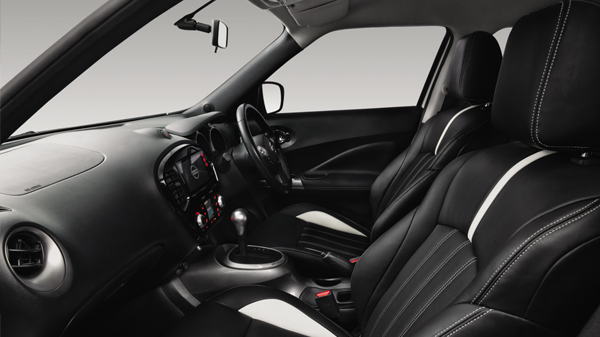interior juke revolt II 2016