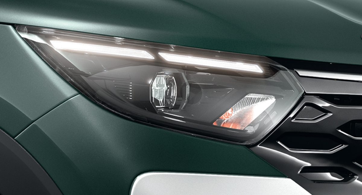 Signature LED Headlamps with Integrated DRLs