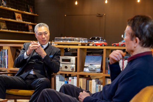 他がやらぬことをやる