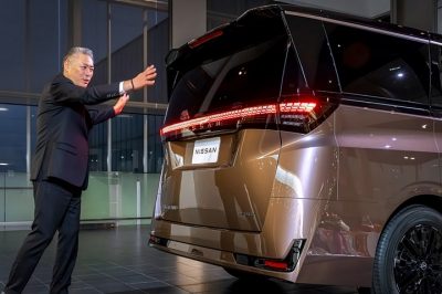 富士山のようなどっしり感があるリヤ