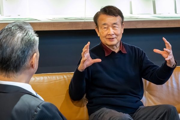 国内の起爆剤に