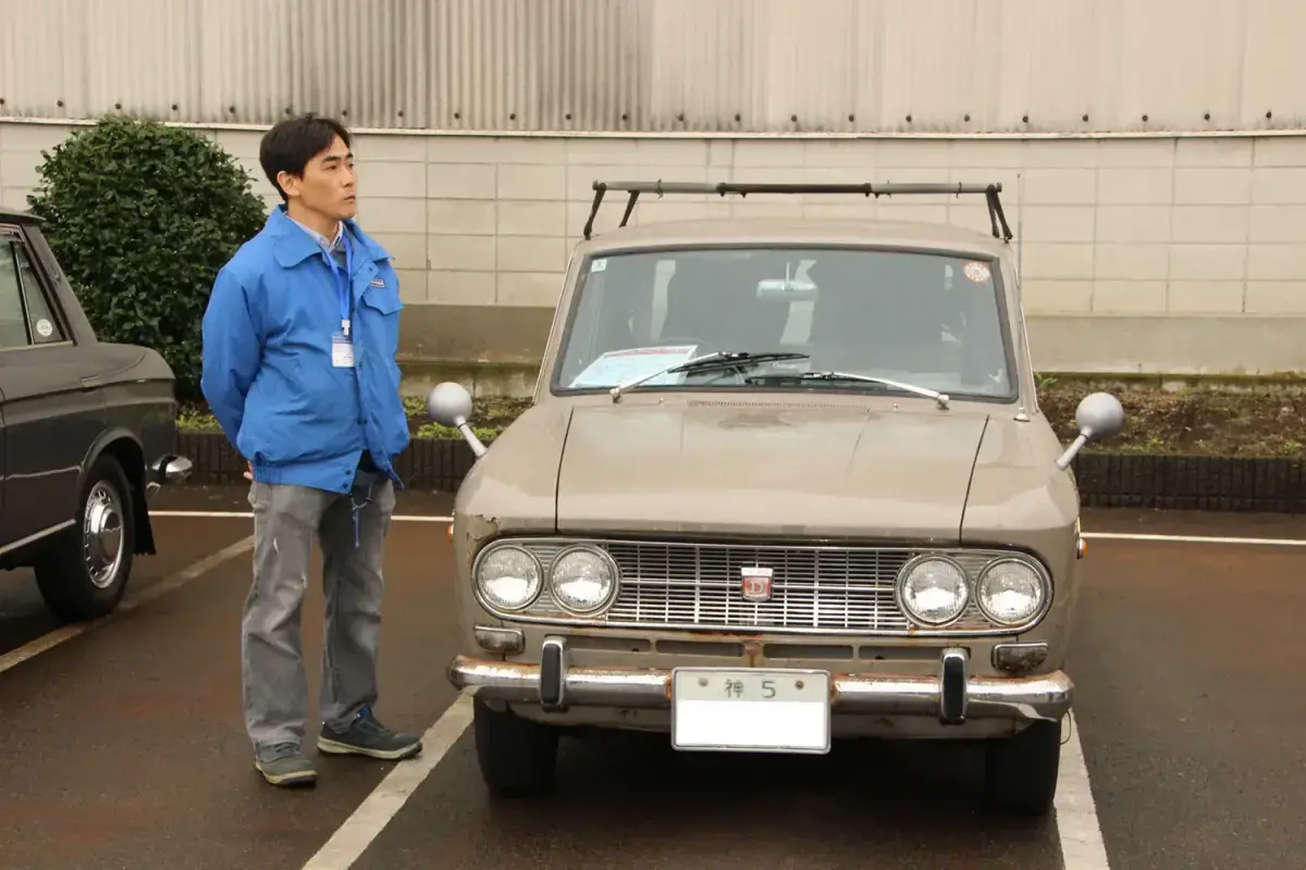 ダットサン ブルーバード 1200DX（P410型）この車の「神」ナンバーは昭和39年10月いっぱいまで発行されていた