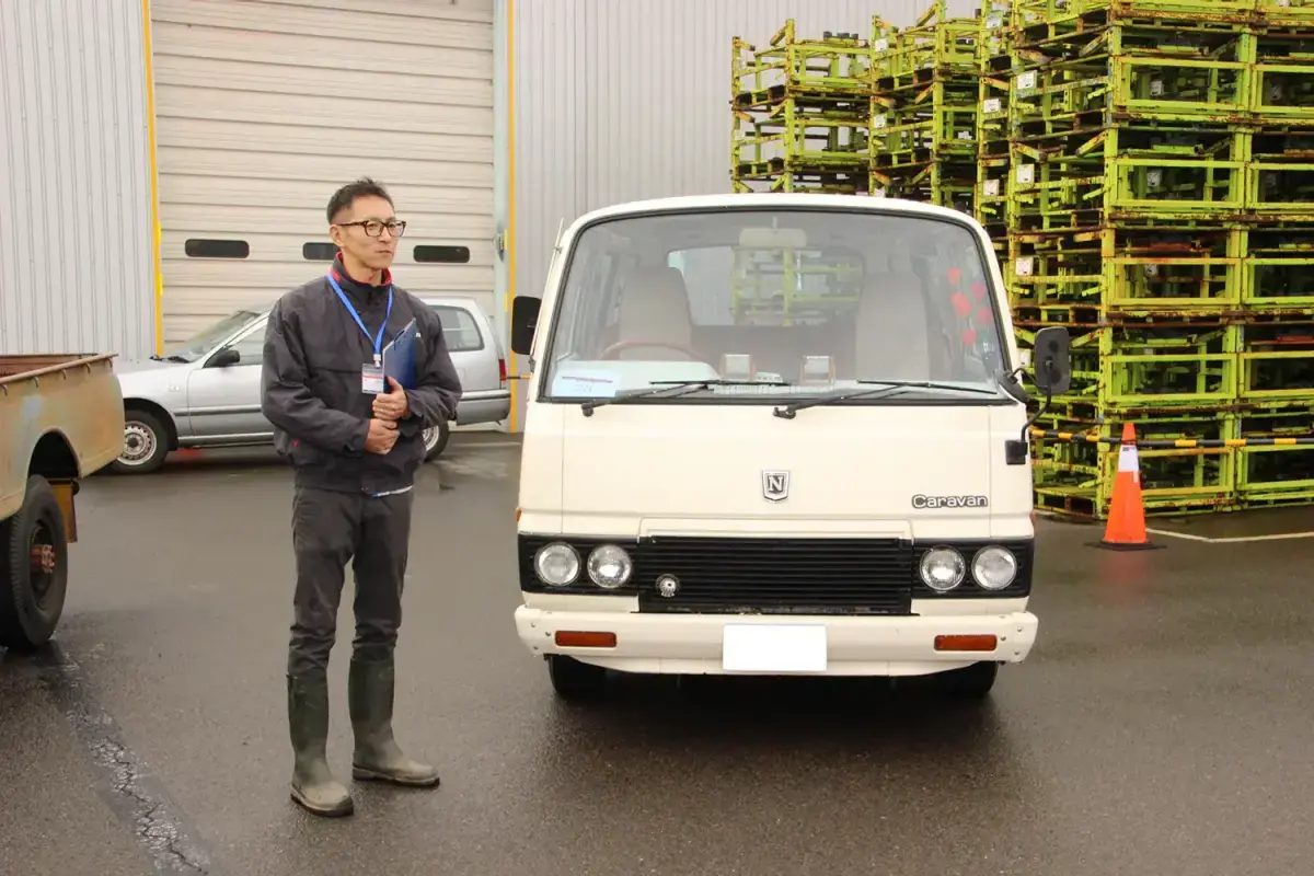 キャラバン GL（E23型）家族みんなで乗れる3列シート、荷物をたっぷり積める広い荷室が便利