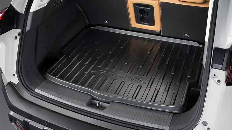 日産：エクストレイル [ X-TRAIL ] SUV｜室内｜ラゲッジ・収納