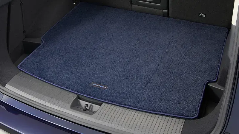 ラゲッジカーペット（ブルー、消臭機能付、「AUTECH」刺繍付）2列シート車用