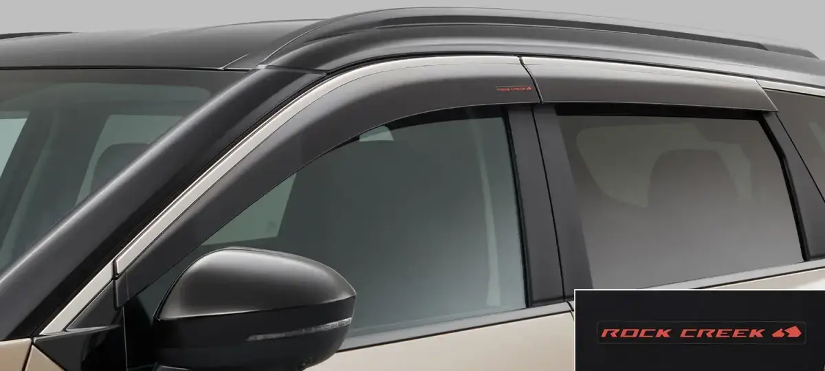 プラスチックバイザー