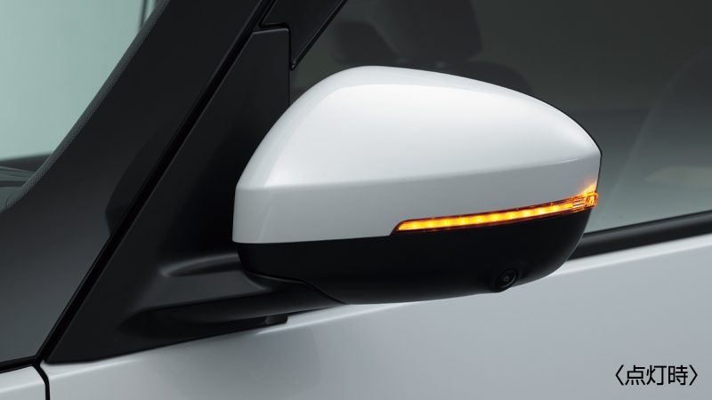 シーケンシャルドアミラーウインカー