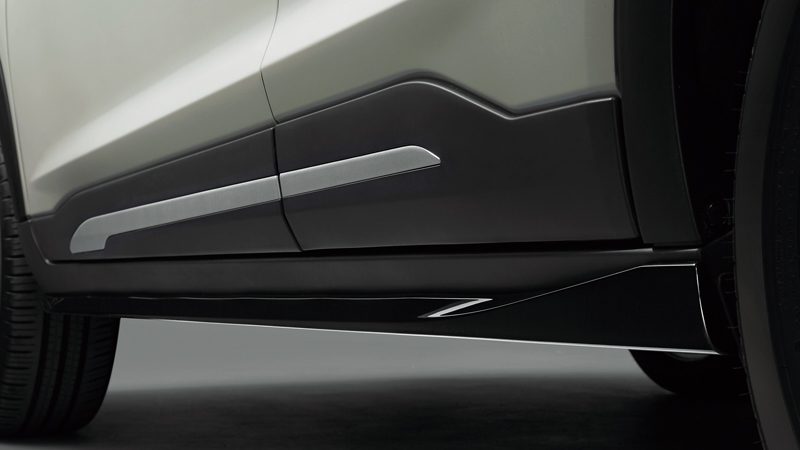 ルーフスポイラー