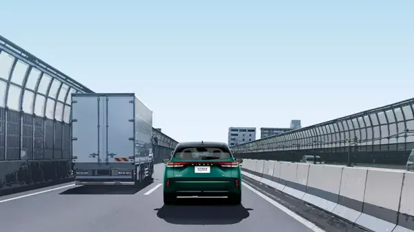 高速道路での追い越し