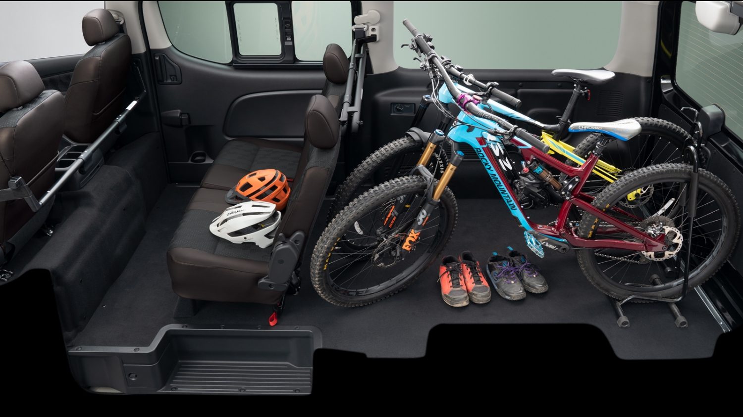 日産 キャラバン Caravan ビジネスセダン バン Webカタログ トップ 日産 キャラバン Caravan ビジネスセダン バン Webカタログ トップ