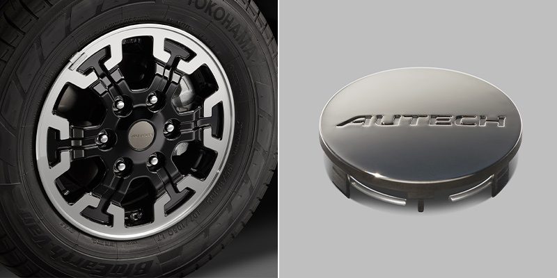 AUTECHダークセンターキャップ（ダーククロム、「AUTECH」ロゴ入り）