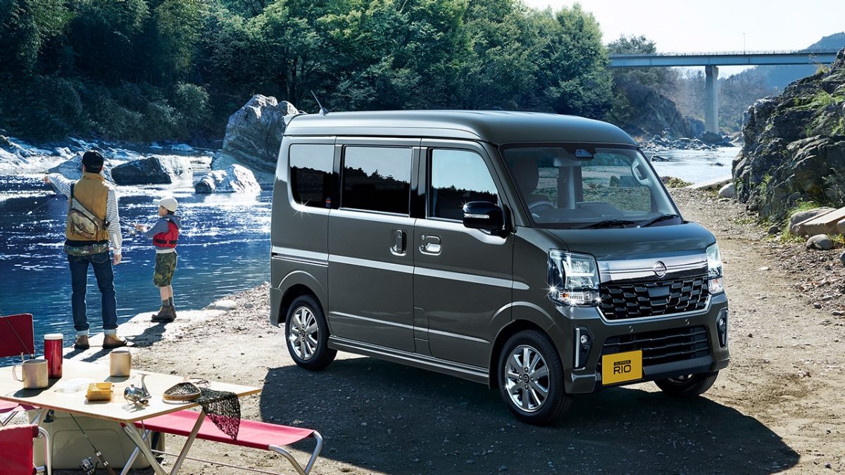 タフにアクティブに週末を遊ぶ、日産クリッパーリオ。