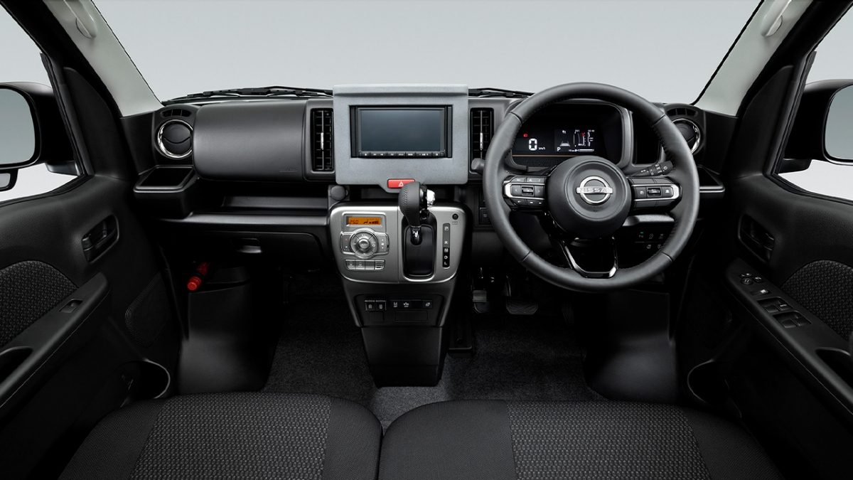タフにアクティブに週末を遊ぶ、日産クリッパーリオ。
