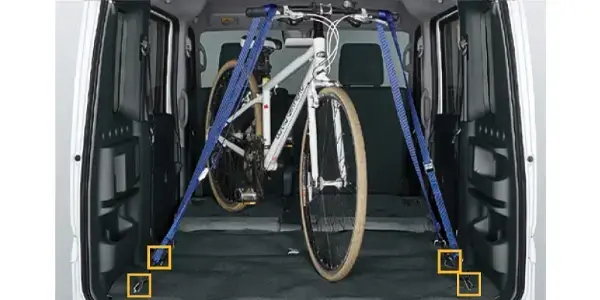 荷室フック