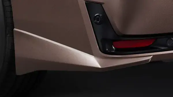 リヤコーナープロテクター