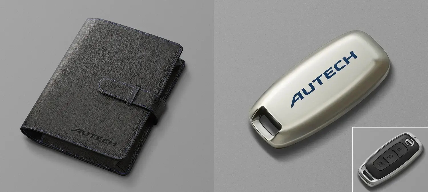 AUTECH車検証ケース（ブラック/ブルーステッチ、「AUTECH」ロゴ入り、A6サイズ車検証対応）/AUTECHキーケース（シルバー、「AUTECH」ロゴ入り）