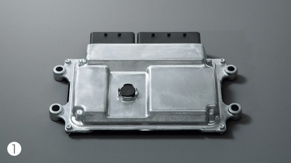 専用チューニングコンピューター（VCM）