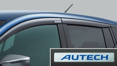 専用プラスチックバイザー（AUTECHエンブレム付）