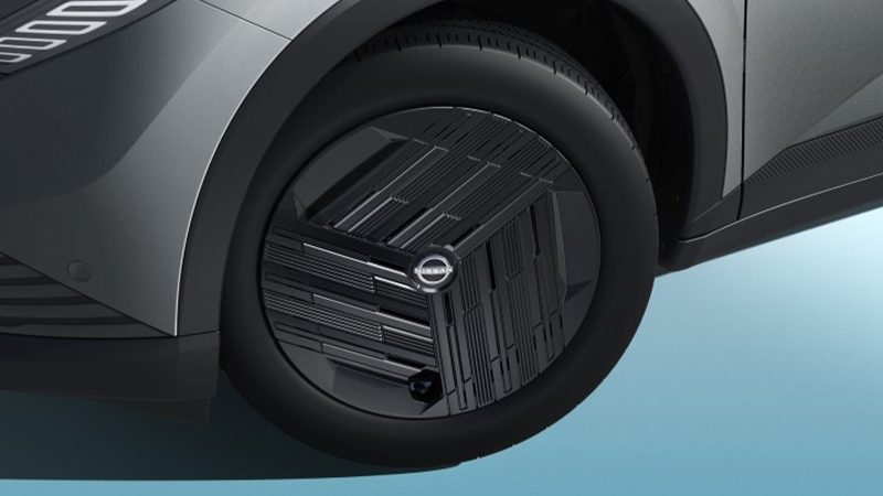 215/55R18 95Hタイヤ&18インチアルミホイール